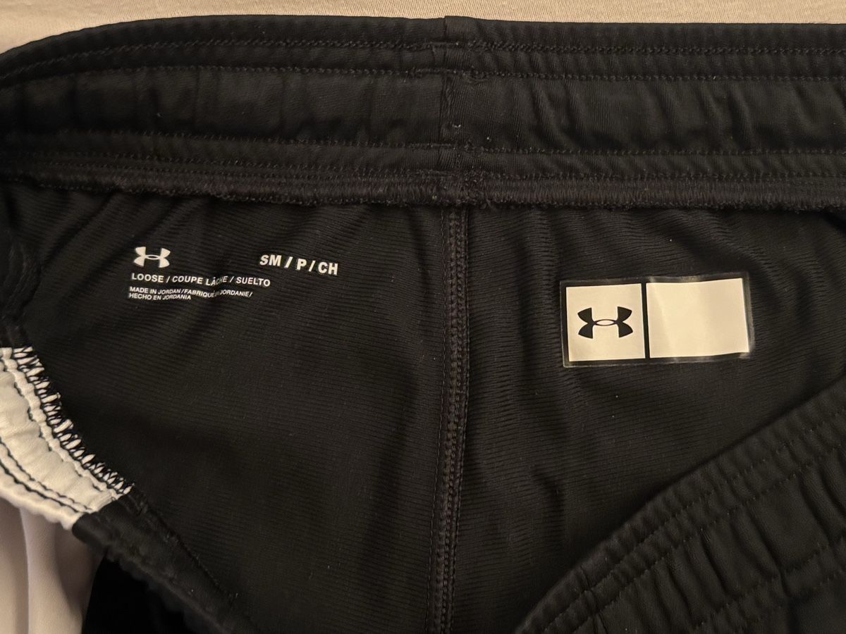 Under Armour Hosen: Under Armour Trainingshose  – Gebraucht aus Bolligen von lee_orange 2