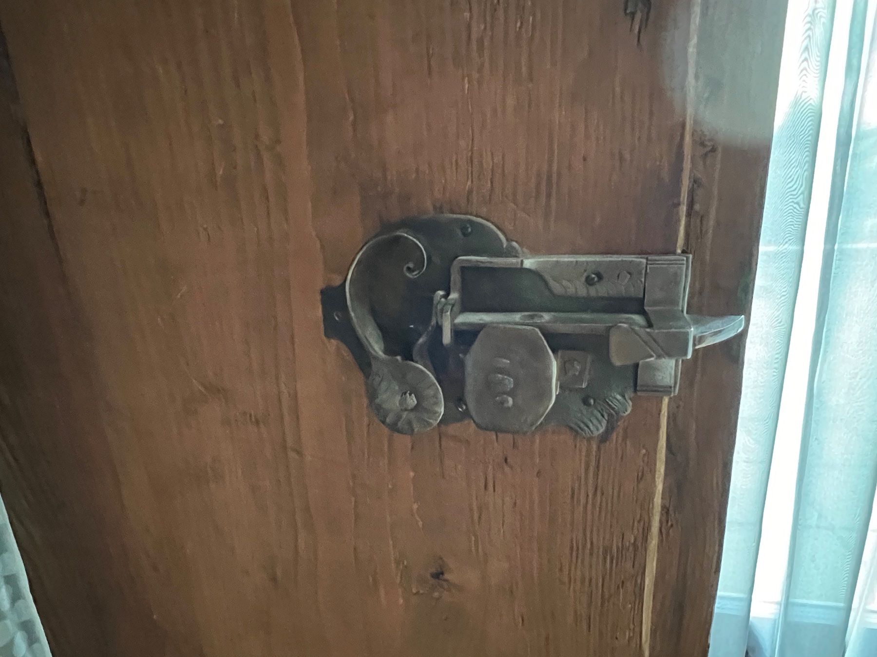 Armadi: Antiker Schrank – Usato da Lengnau venduto da Zhanna110267 2