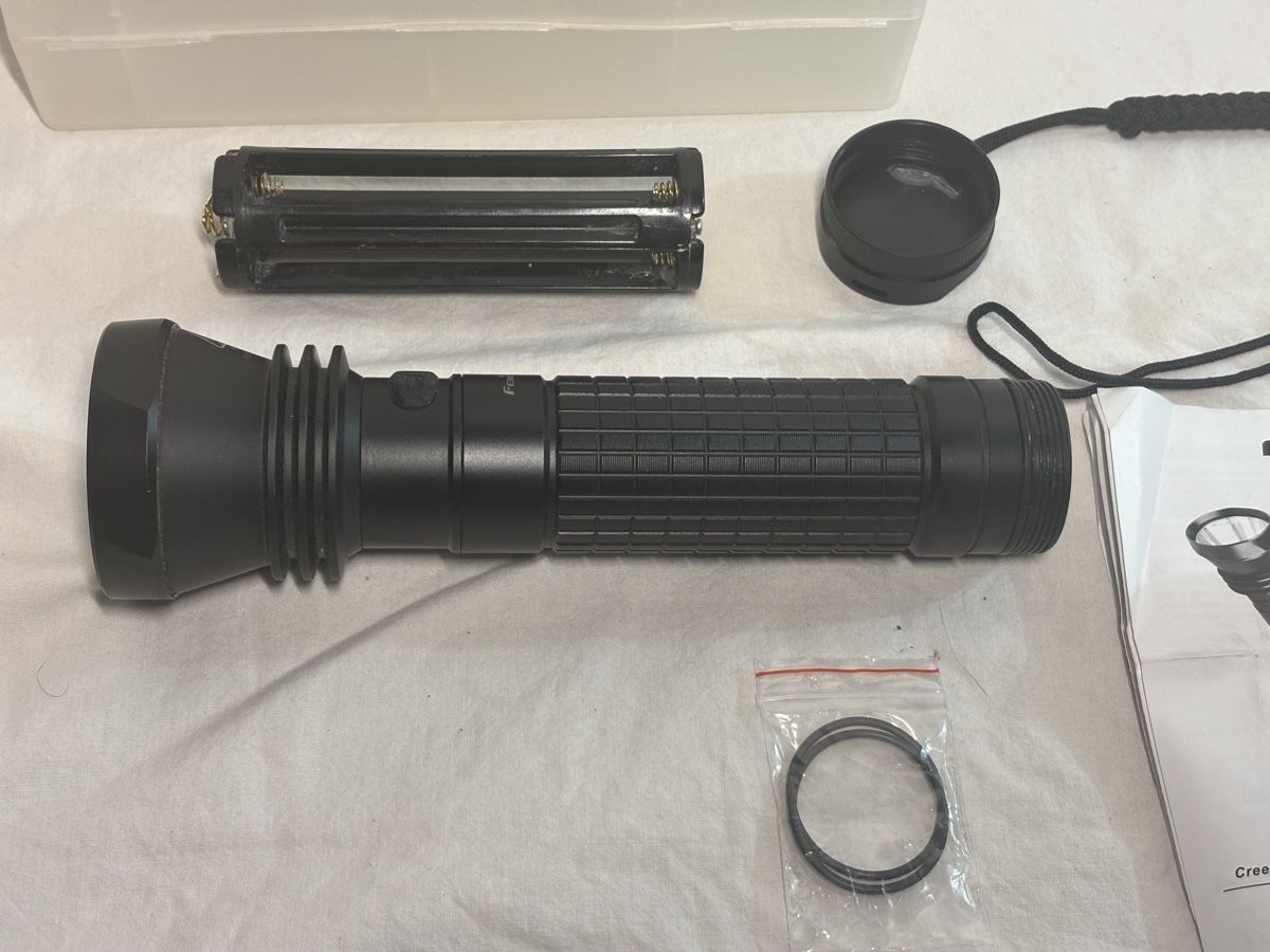 Fenix Lampade: Taschenlampe Fenix TK 40 – Usato da Küssnacht am Rigi venduto da sie_5yqs 5