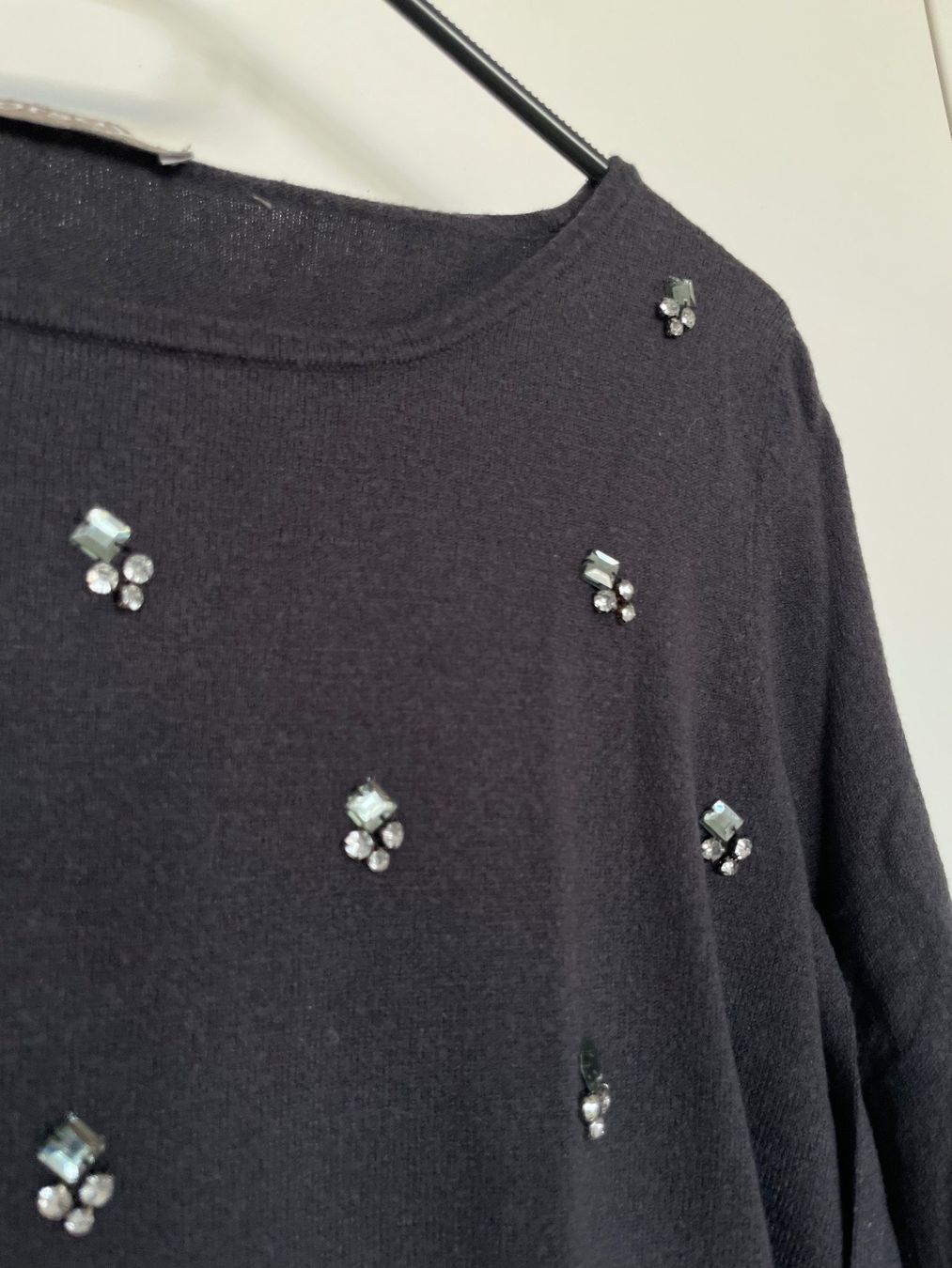 Pullover & Sweatshirts: Pullover mit Swarovski Verzierungen - Damen L – Neu (gemäss Beschreibung) aus Pfäffikon SZ von ansyyy 1
