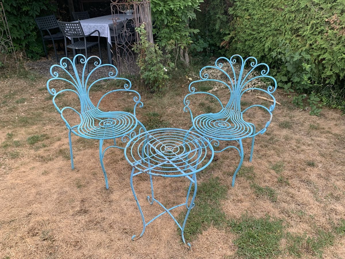 Tischset: Designer Gartenmöbel – Gebraucht aus Hallau von mueris