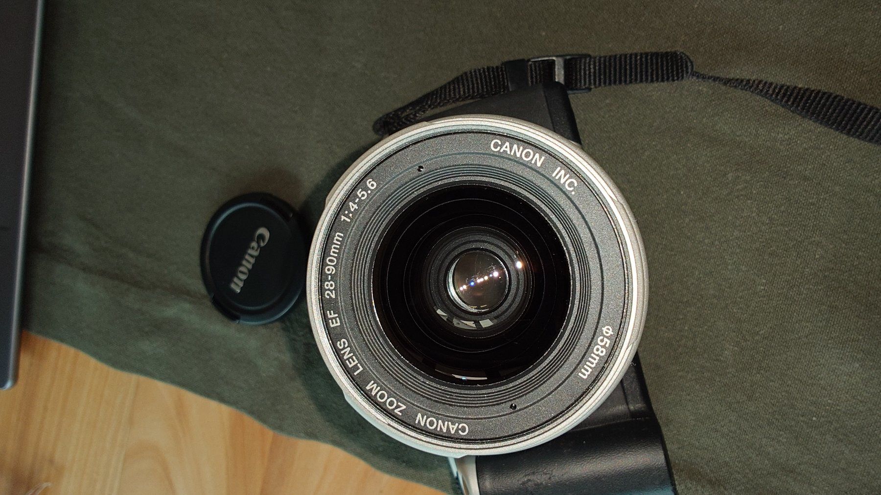 Canon Fotocamera: Canon EOS 300 inkl. Objektiv 28-90mm – Usato da Dürnten venduto da babajoo 6