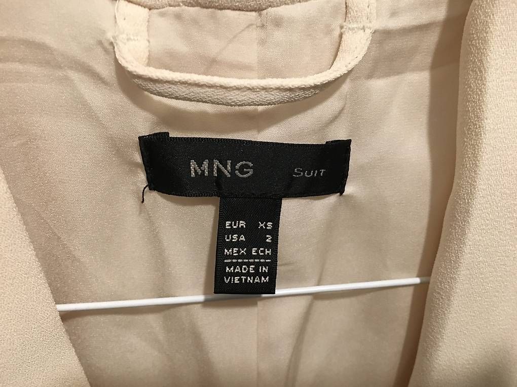 Completi & Tailleur: Mango Suit Blazer/ Anzug XS weiss – Usato da Zürich venduto da ste_hv76 1