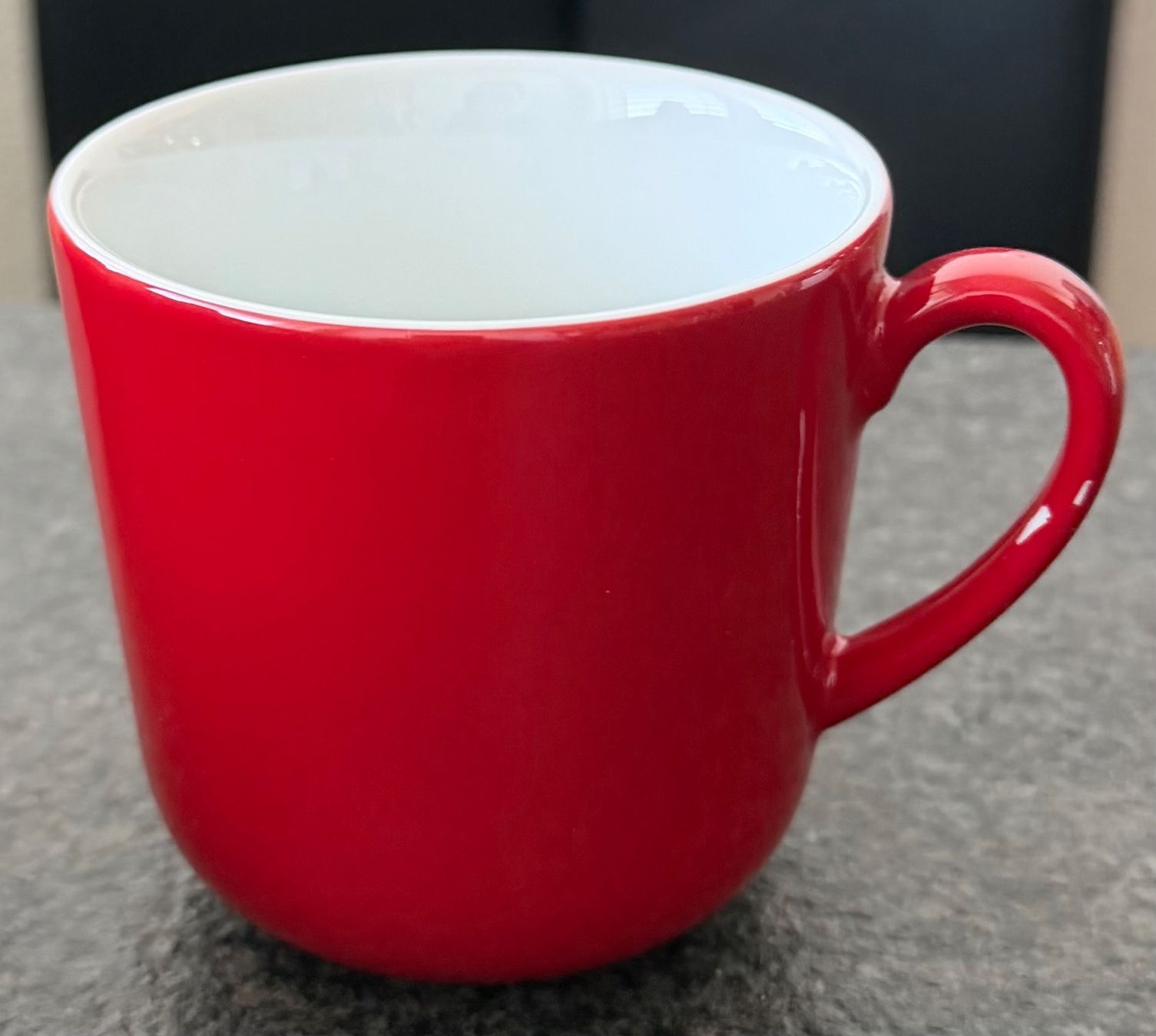 Dibbern Tazze: Dibbern solid color Becher 3,2 L signalrot brandneu – Nuovo (secondo la descrizione) da Basel venduto da Kanako