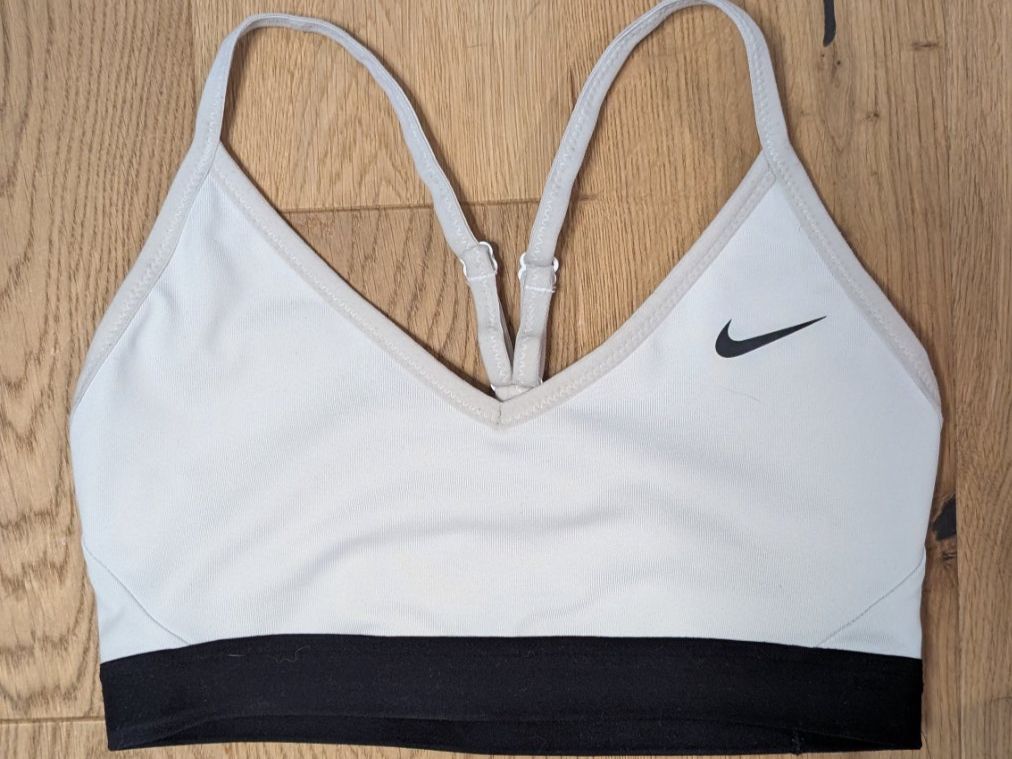 Nike Altra biancheria intima: BH Nike weiss Grosse S – Usato da St. Ursen venduto da chloe32