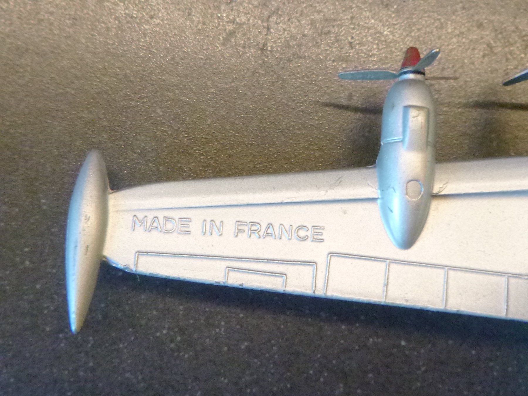 Dinky Toys Kit di modellismo & Modellini statici: Dinky-Super-Toys Flugzeug "Constellation" – Usato da Freudwil venduto da Traktor57 5