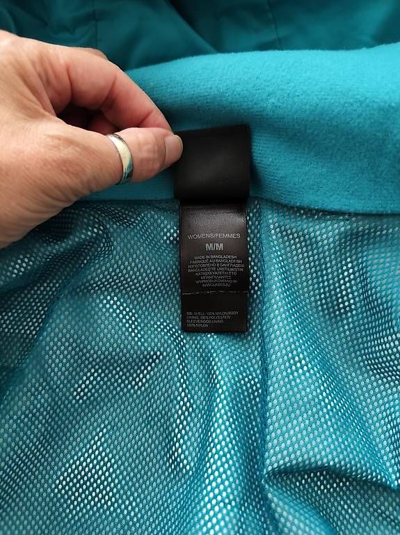 North Face Giacche: Northface damen regenjacke gr. M – Usato da Weiningen ZH venduto da gandy80 2