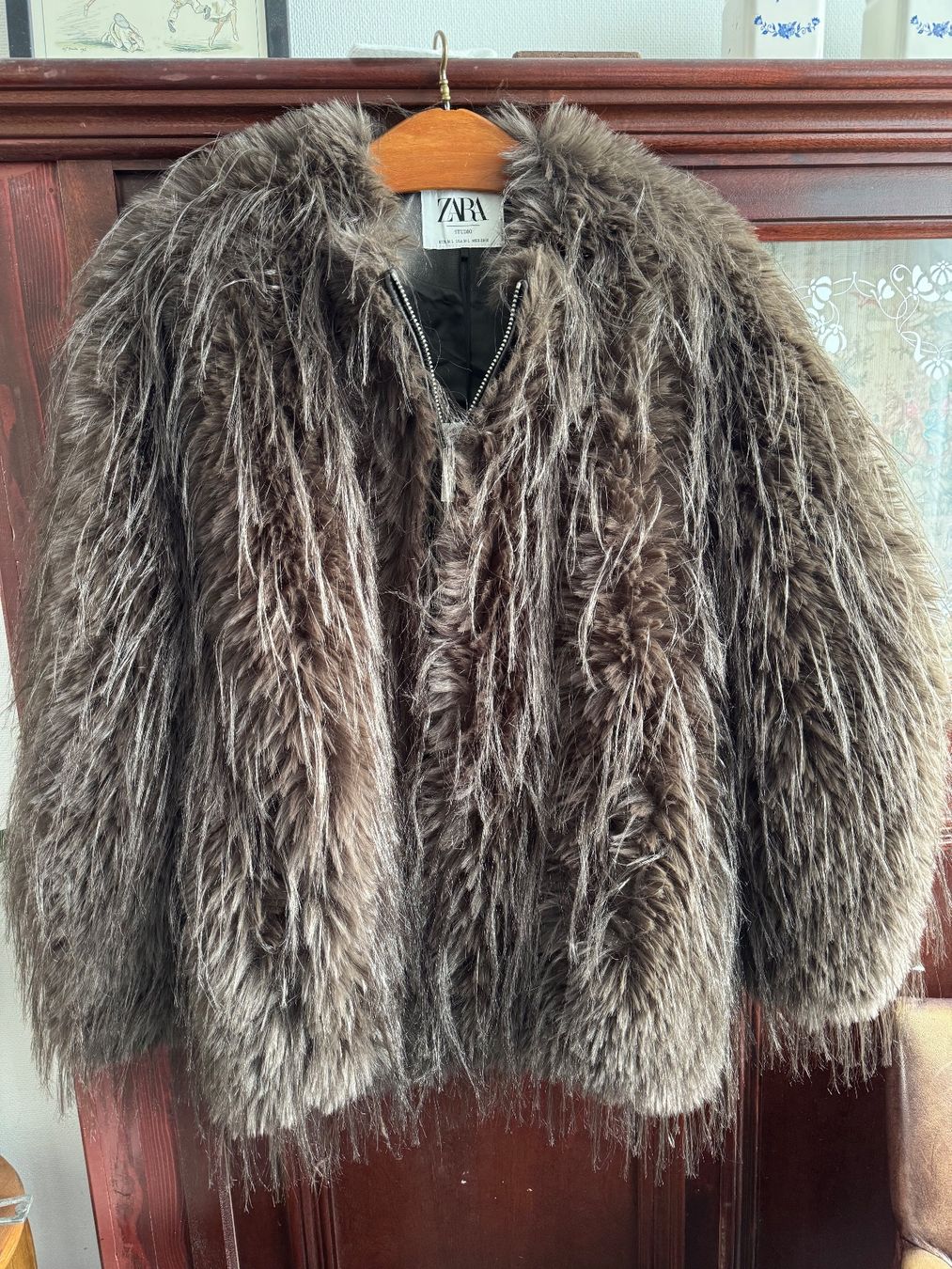 Zara Jacken: Zara Studio Limited Edition Bomberjacke Neu – Neu und originalverpackt aus Obfelden von cesarina10 6