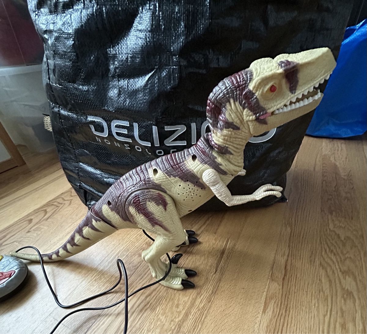 Giocattoli: Mighty Megasaur Dino mit Controller – Usato da Basel venduto da Aysan9 1