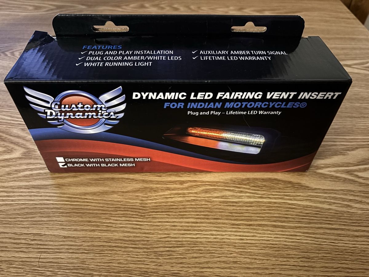 Tutti i ricambio per moto: LED Blinker Indian Chieftain Dynamisch weiss/gelb Set Neu! – Nuovo e nell'imballaggio originale da Rheinfelden venduto da Yann686