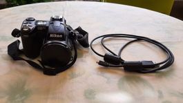 Digitalkamera Nikon Coolpix 5700 8x Zoom 5 MP inkl. Tasche