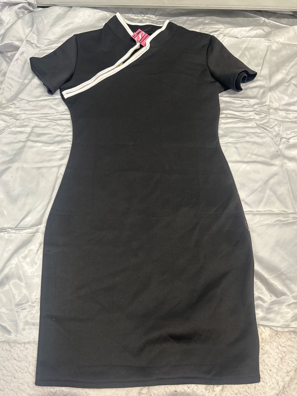 Vestiti: Etuikleid schwarz elegant Gr S NEU Gratis Versand – Nuovo e nell'imballaggio originale da Regensdorf venduto da Spyke55