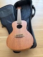 Kindergitarre von BR im MusikHug gekauft, NEU und Tragtasche