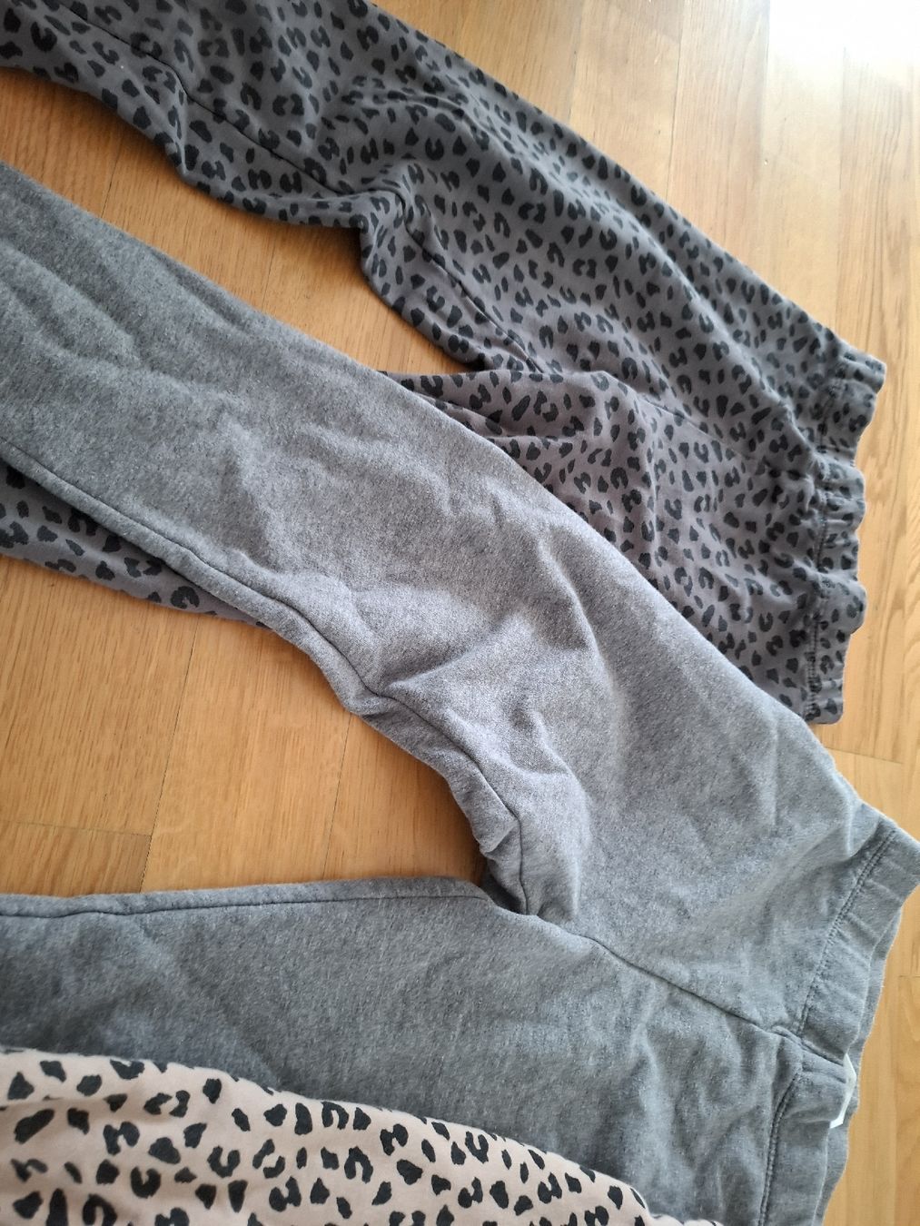 Kleiderpakete & -sets: 3 Leggings leicht gefütrert im Set, 140 – Gebraucht aus Baar von Jhonny18 2