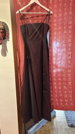 Robe longue bordeaux fines bretelles taille 36