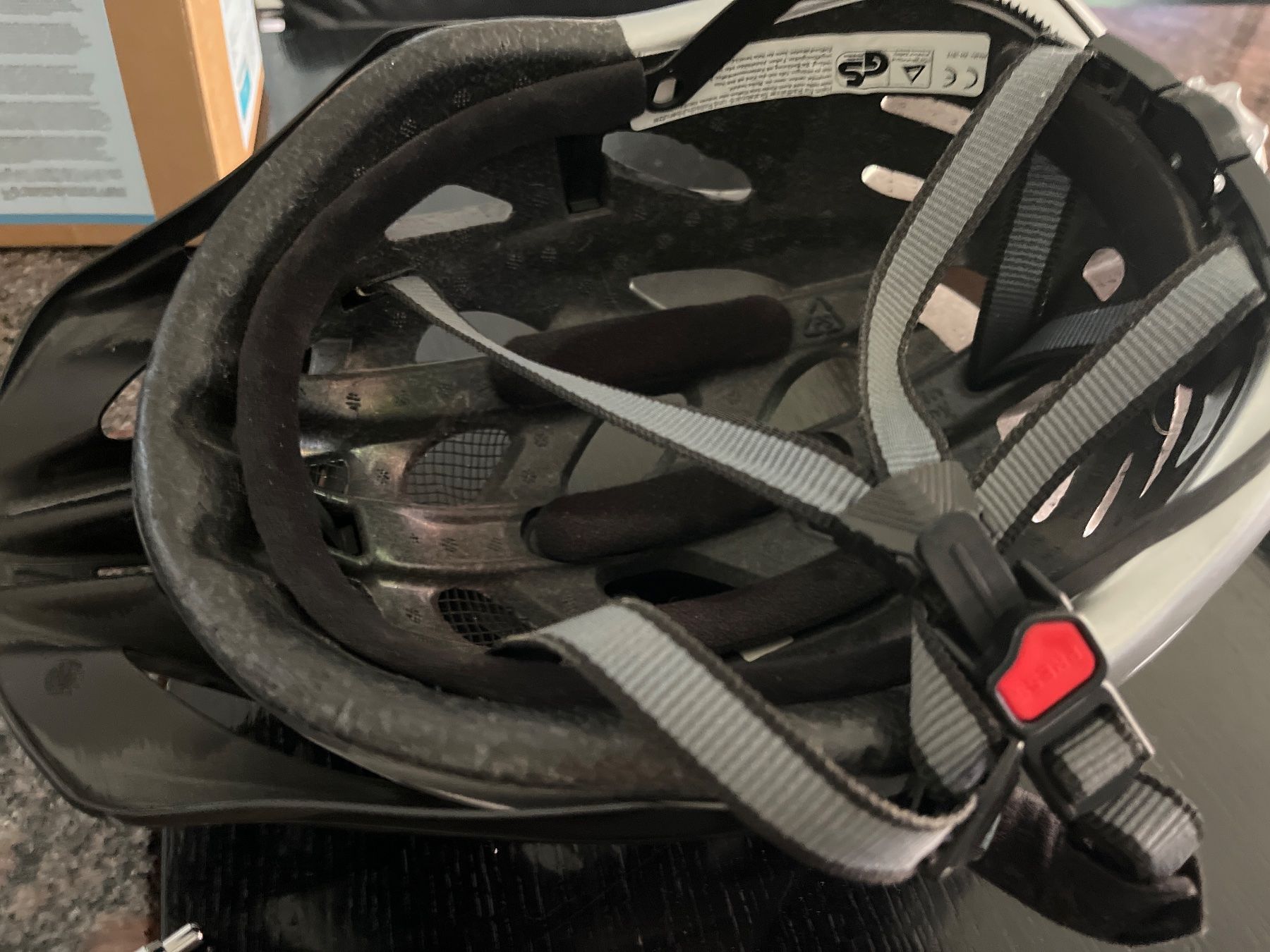 Alpina Caschi: Velohelm Alpina Mythos 57-62 cm – Usato da Spiegel b. Bern venduto da Burdicrew 1