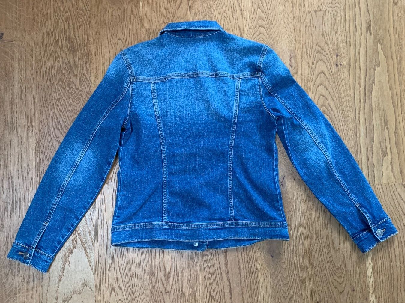 Benetton Giacche & Cappotti: Veste en jeans Benetton 150cm – Usato da Jongny venduto da mel_56b9 1