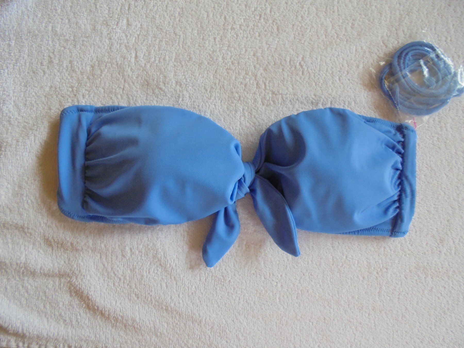 Victoria's Secret Costumi da bagno & Bikini: VICTORIA'S SECRET BIKINI-OBERTEIL GR. L – Nuovo e nell'imballaggio originale da Aarau Rohr venduto da PinkSchwein