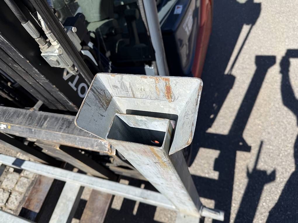 Tutti gli attrezzi: grosse verzinkte Barelle b140xt105xh100cm – Usato da Necker venduto da liq24 2