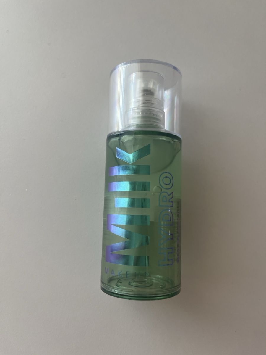 Milk Makeup Make-up: Milk makeup Hydro Grip base – Gebraucht aus Duillier von alicedopp