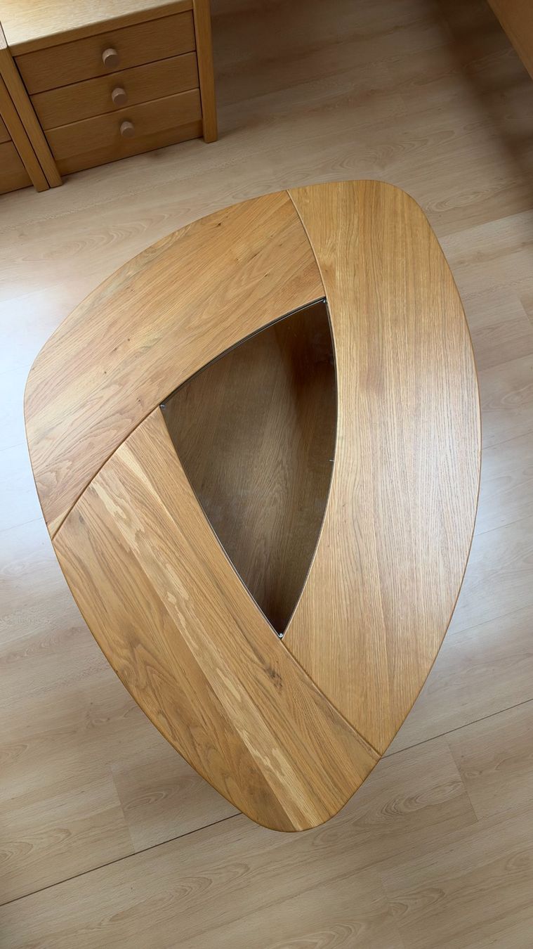Tables: Salontisch Eiche mit Glas – D'occasion à Reigoldswil par Jonii44 2