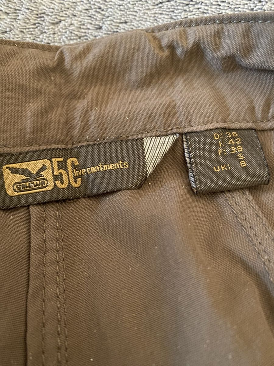 Salewa Pantaloni: Salewa 3/4 Wanderhose braun Gr 36 – Usato da Schönenberg ZH venduto da Pfupfli1 1