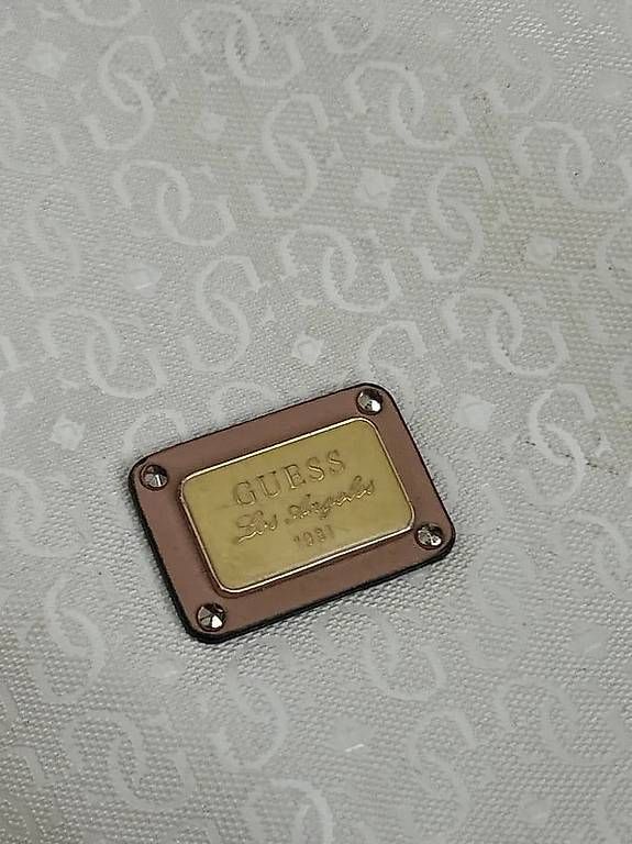 Borse da donna: Guess Handtasche Vintage – Usato da Bütschwil venduto da Mariia_Ch221 3