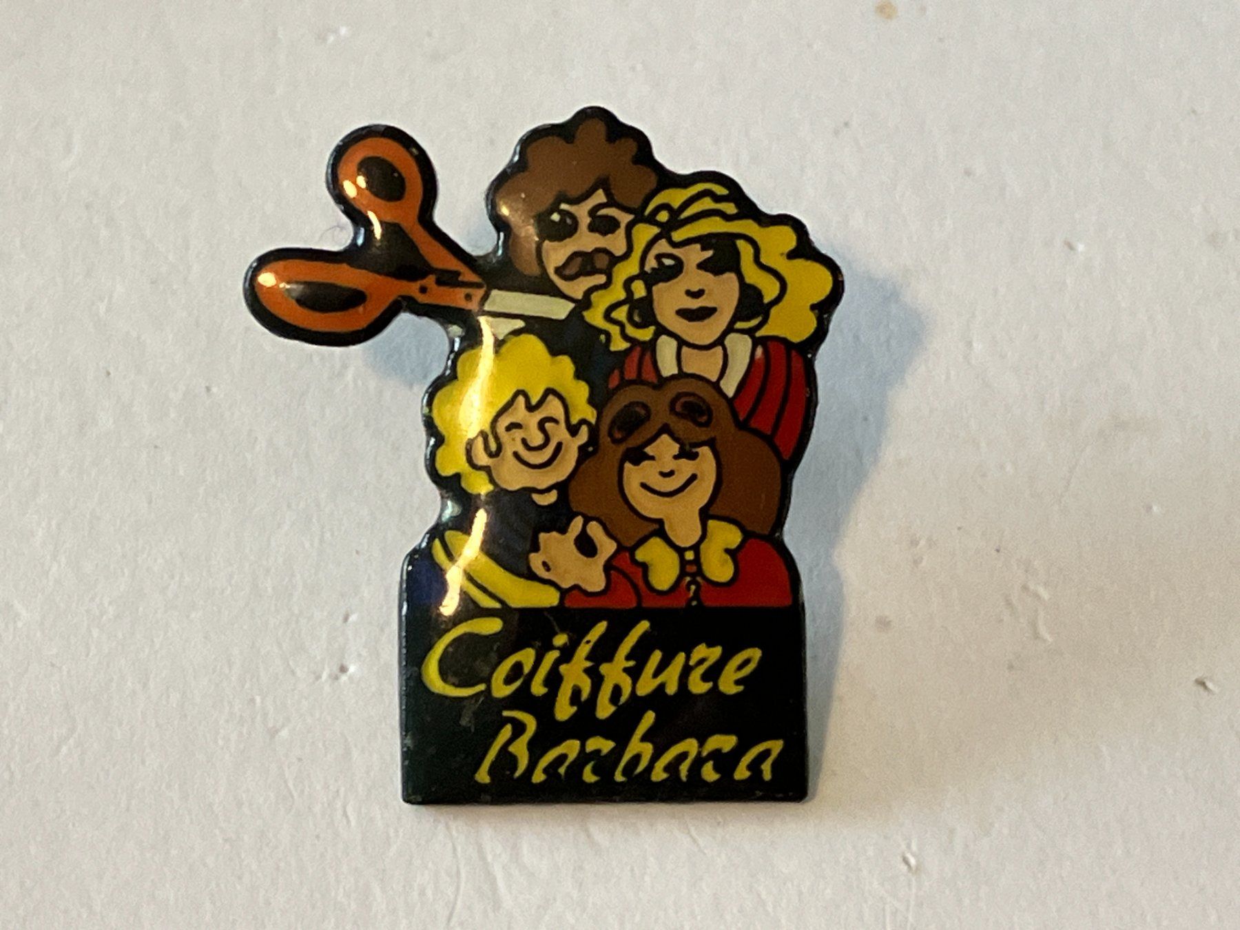 Placchette & Badge: 1 Pin Coiffure Barbara – Usato da Basel venduto da djwwpp