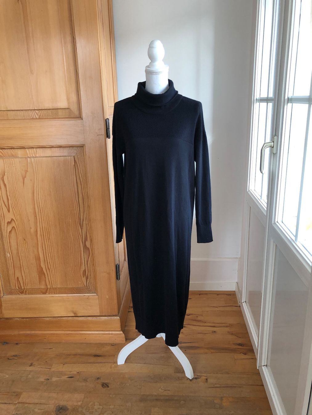 Vestiti: Strickkleid EDC S-M  NEU – Nuovo (secondo la descrizione) da Biel/Bienne venduto da seconda-mano