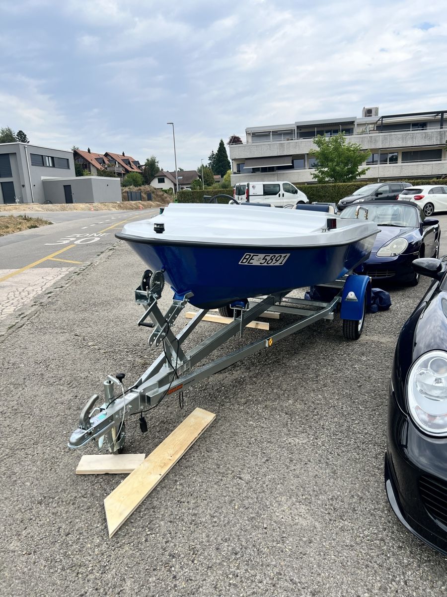 Barche: Kleines Freizeitboot mit Anhänger  – Usato da Gals venduto da gia_j6lx 1
