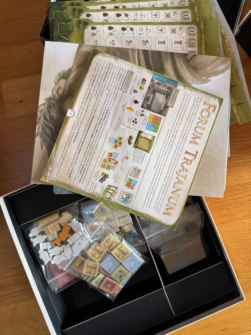 Giochi: Forum Trajanum – Nuovo (secondo la descrizione) da Genève venduto da nuw_qbz9 2