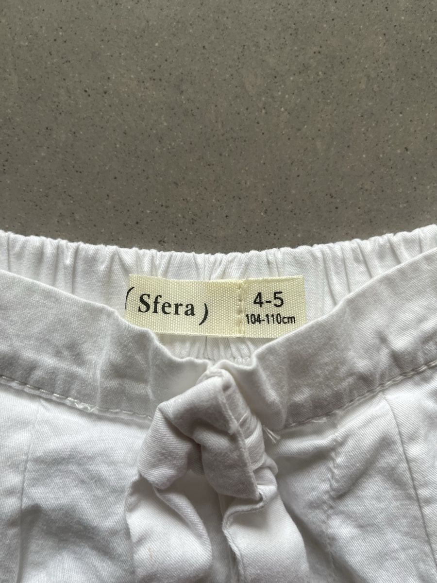Hosen: Weisse Short, Gr. 110/116 – Gebraucht aus Zürich von jmg_8005 2