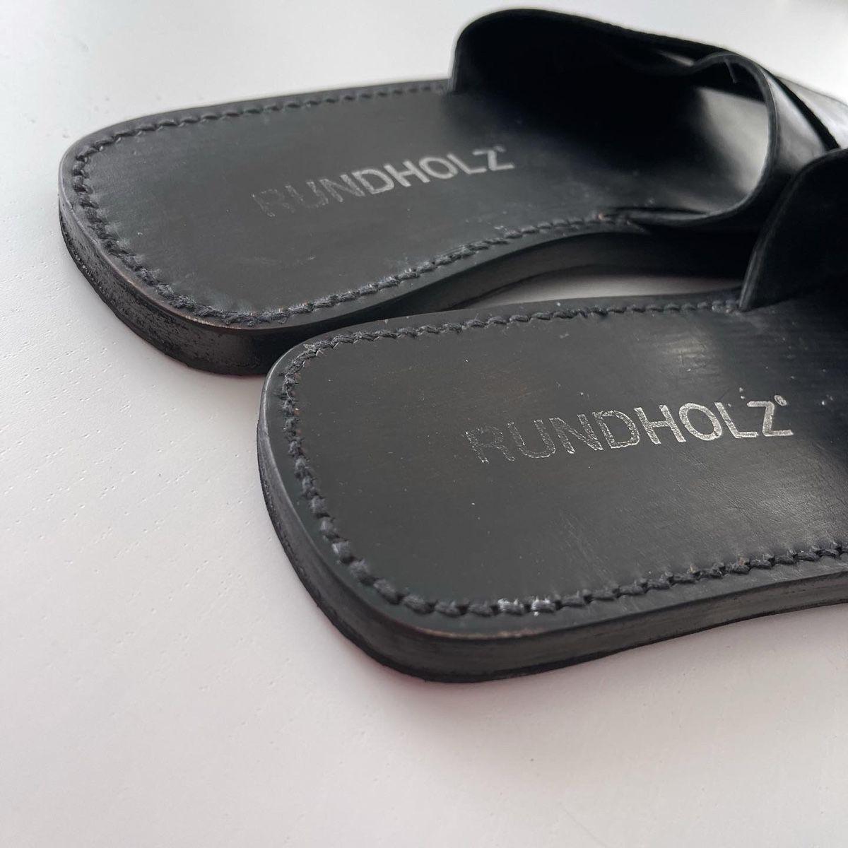 Rundholz Damenschuhe: RUNDHOLZ Shoes – Gebraucht aus Emmen von Avviivva_Com2023 3