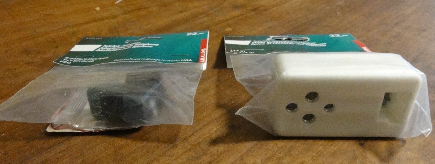 Lecteurs & Adaptateurs: Telefon Adapter und Übergangsstecker – Neuf avec emballage d'origine à Wohlen AG par Kande2007 1