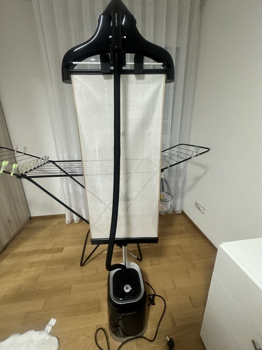Rowenta Fers à repasser: Rowenta Dampfglätter  – D'occasion à Altstätten SG par Perfumesiren23