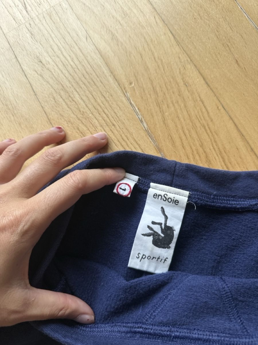 Ensoie Pullover & Sweatshirts: Ensoie Pulli – Gebraucht aus Rickenbach-Sulz von hel_yx9y 1