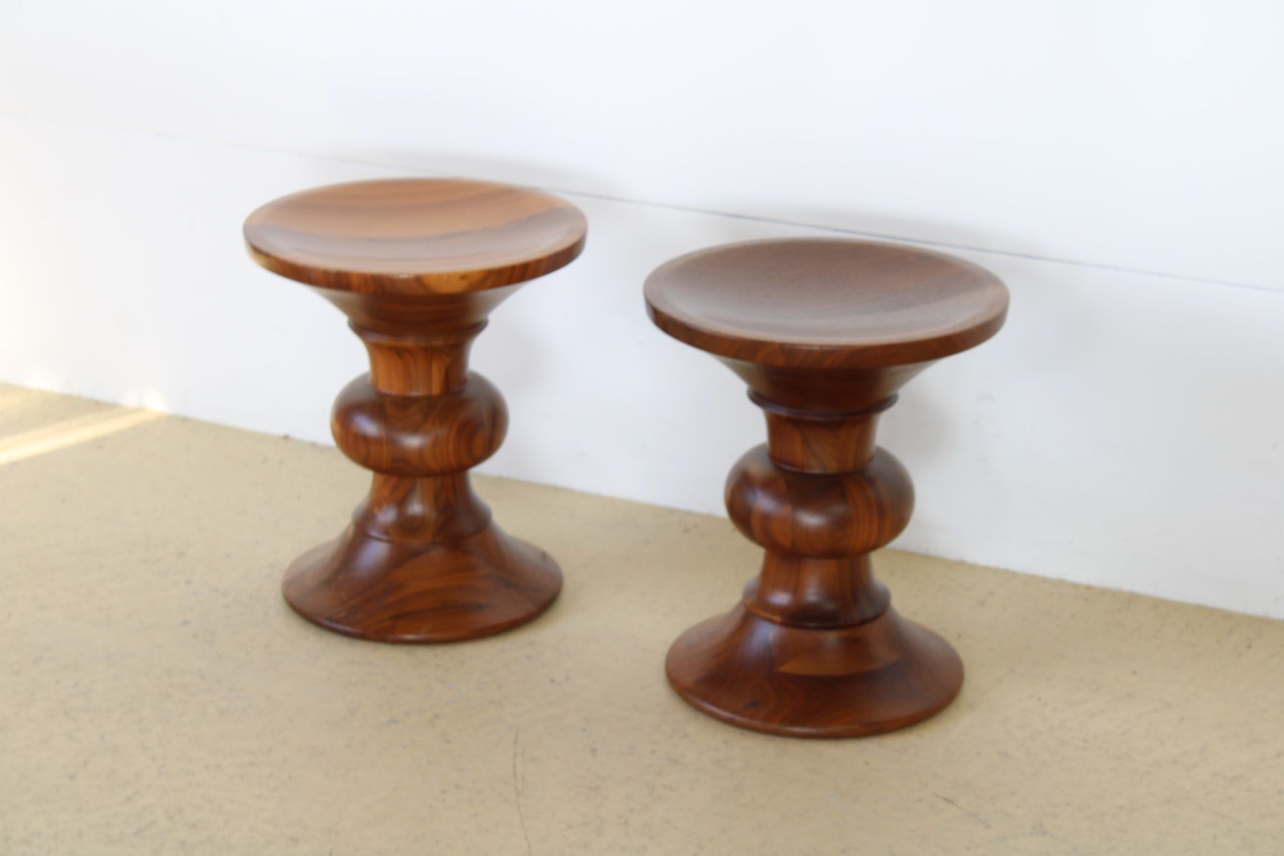 Vitra Sgabelli: Designklassiker: Eames Stool, Hocker - Modell B - VITRA – Usato da Meinisberg venduto da atelier_TILIJA 4