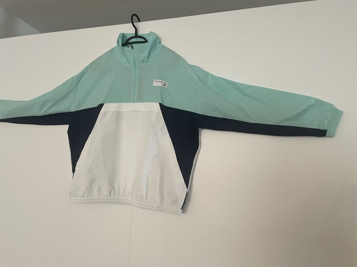 New Balance Jacken: New Balance Jacke, Gr. S, Neu! – Neu (gemäss Beschreibung) aus Oeschgen von VKTR 2