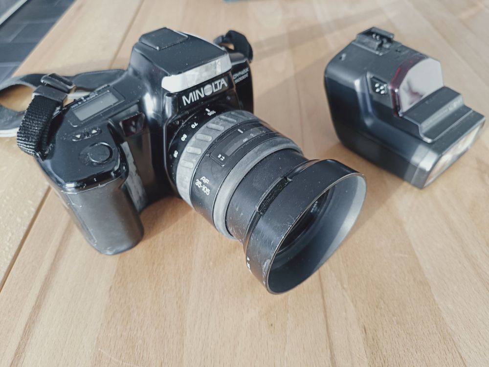 Minolta Fotocamera: Minolta Dynax 5000i Spiegelreflexkamera mit Objektiv & Bl... – Usato da Klingnau venduto da Rog5037