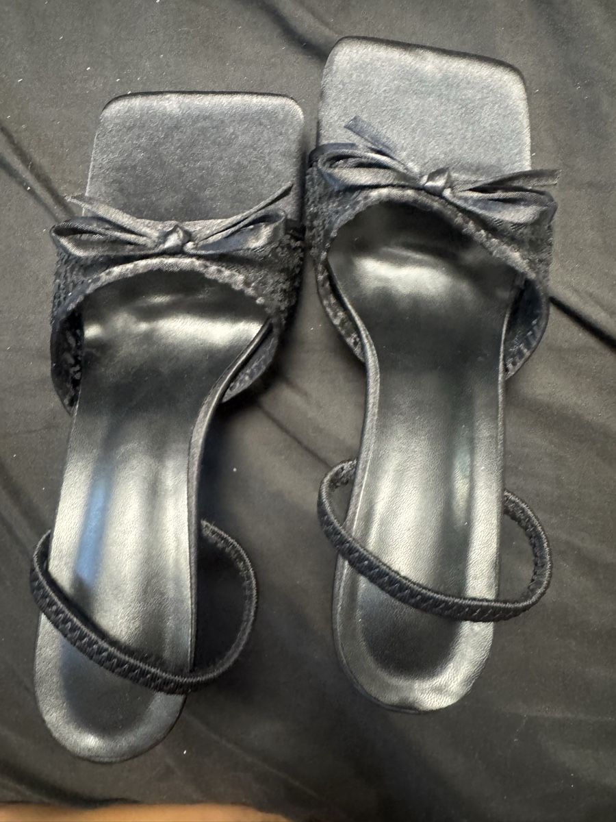 Scarpe da donna: Highheels mit Schleife Damen Schwarz Grösse 40 – Nuovo (secondo la descrizione) da Grenchen venduto da kai_7vwh 4