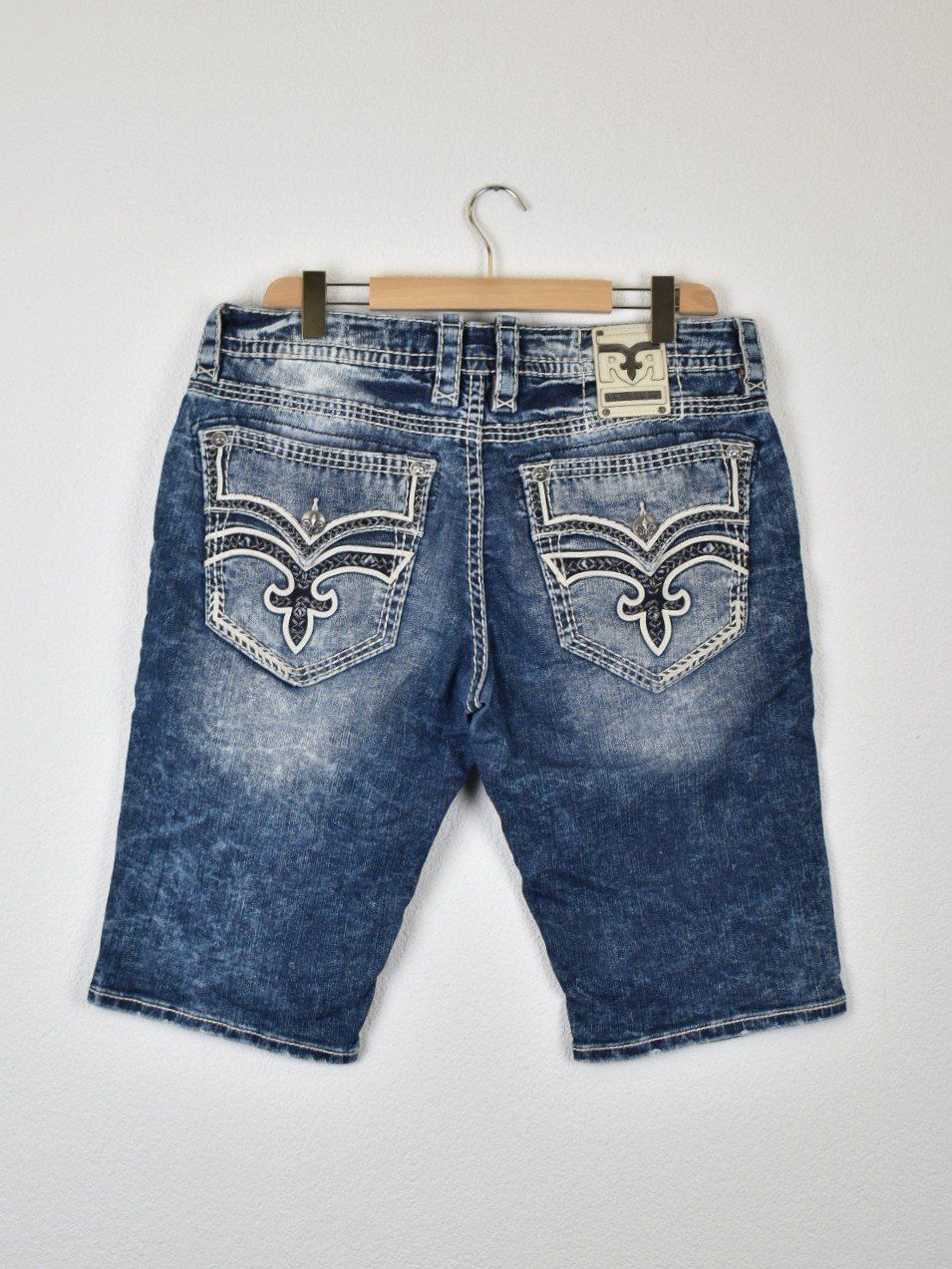 Jeans: Rock Revival Jeans Shorts, Gr.W38 – Gebraucht aus Nürensdorf von 2ND_STORY 1