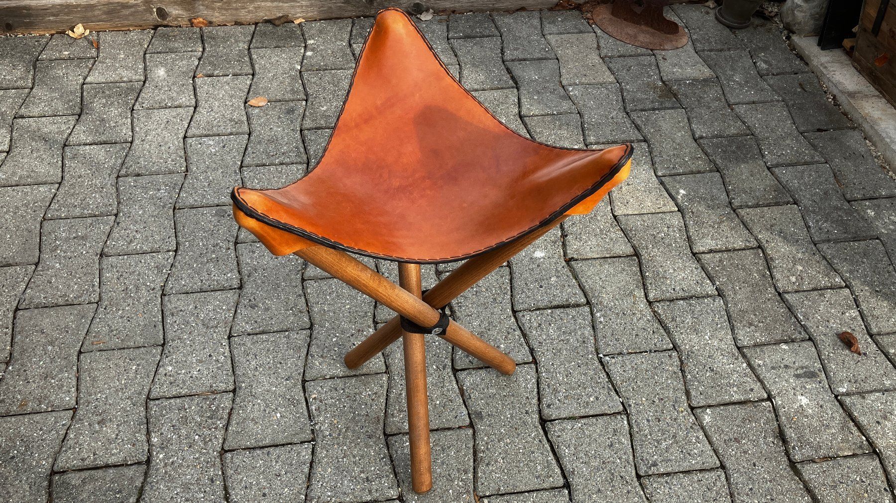 Hocker: Tabouret cowboy en bois & cuir – Neu (gemäss Beschreibung) aus Ovronnaz von LesBidochons 4