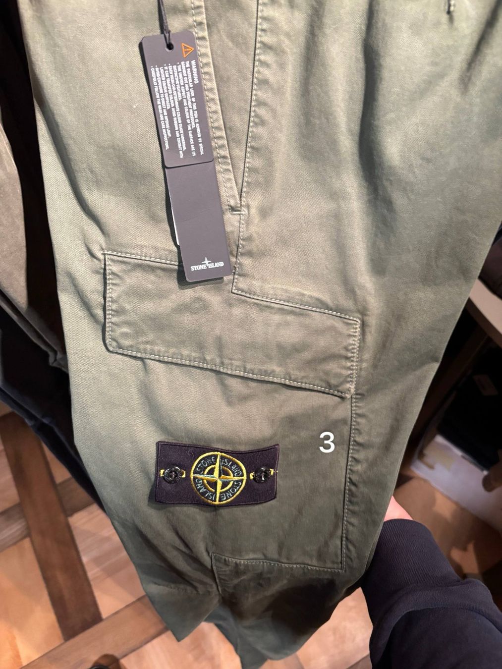 Stone Island Pantaloni: Pantalons neufs Stone Island – Nuovo e nell'imballaggio originale da Bulle venduto da sta_xr8k 6