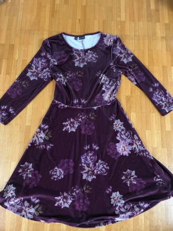 verlours Kleid viola xs