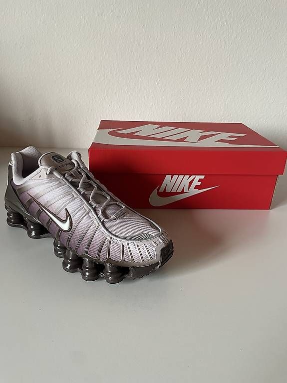 Nike Scarpe da uomo: Nike Shox TL – Nuovo e nell'imballaggio originale da Bern venduto da der_hns2 1