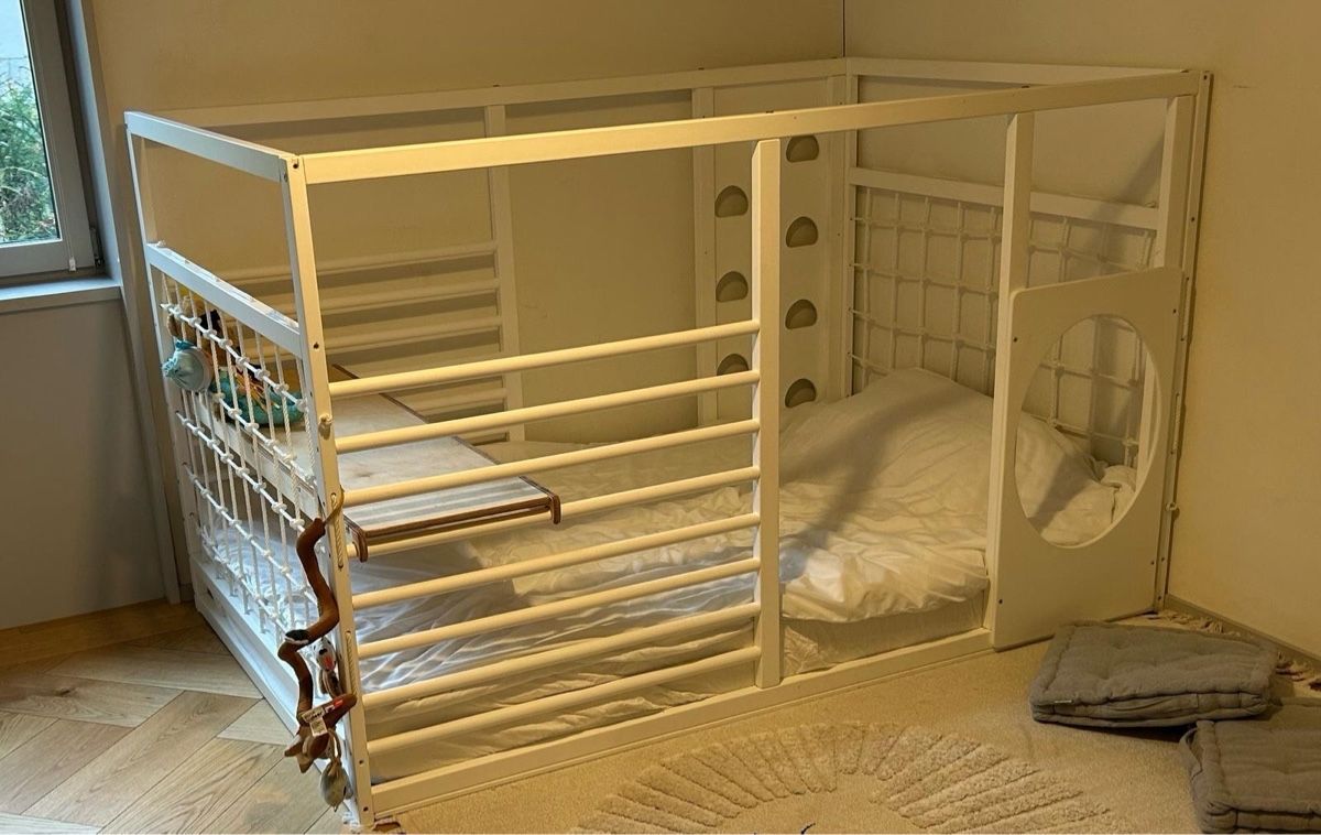 Letti: Children safety bed white frame acceptable condition – Usato da Zürich venduto da aol_gpc7
