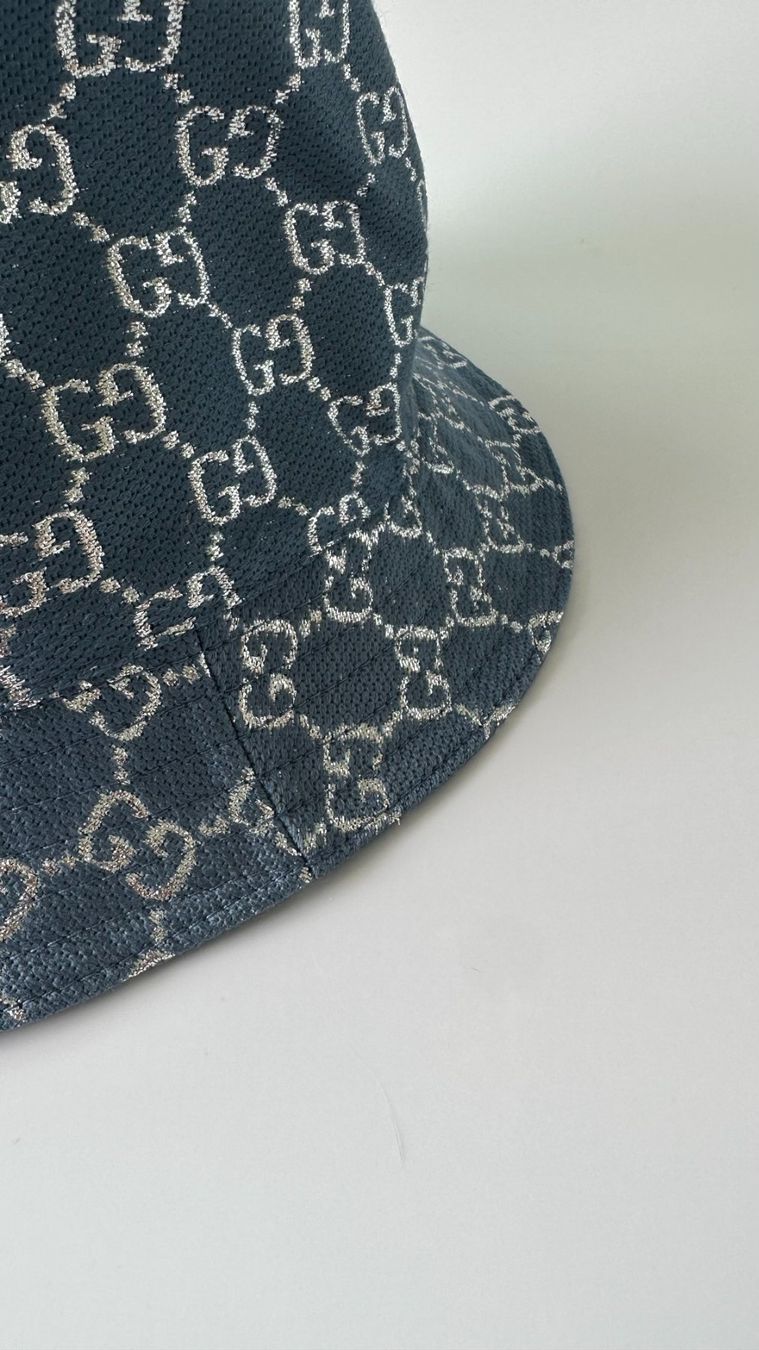 Gucci Copricapi, berretti & cappellini: New hat Gucci – Nuovo (secondo la descrizione) da Lugano venduto da juledo 1