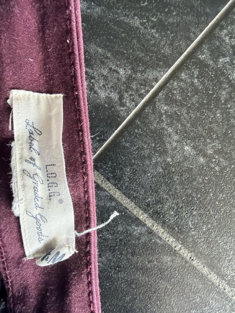 H&M Jeans: Jeans burgund S – Usato da Däniken SO venduto da NBdesign 1