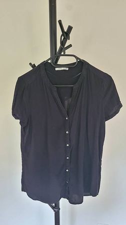 Luftige schwarze Kurzarmbluse von edc Gr. XS