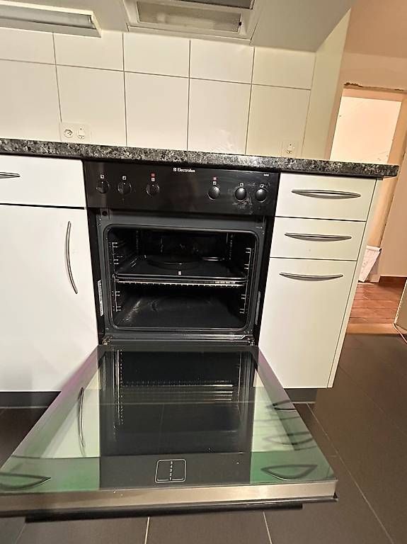 Cucine complete: Küche mit Geräten – Usato da Stettlen venduto da sil_2stc 1